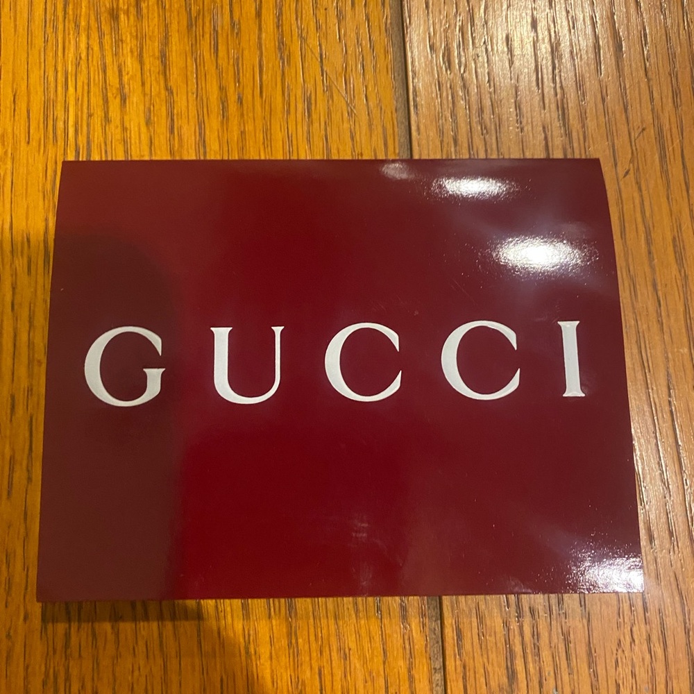 Gucci Deep Red Card
